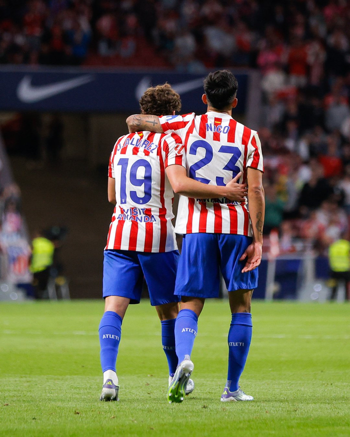 包含马德里竞技再遭质疑备战西甲丹佛掘金队长鼓劲备战德国杯，媒体一致点评：风云突变AC米兰集结日完成体检的词条-乐鱼电竞入口